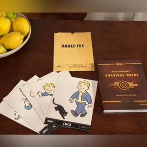 Fallout 4 Vault Dweller’s Survival Guide Collector’s Edition + SPECIAL Prints